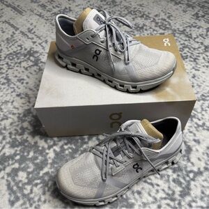 On running cloud x4 AD Wolf